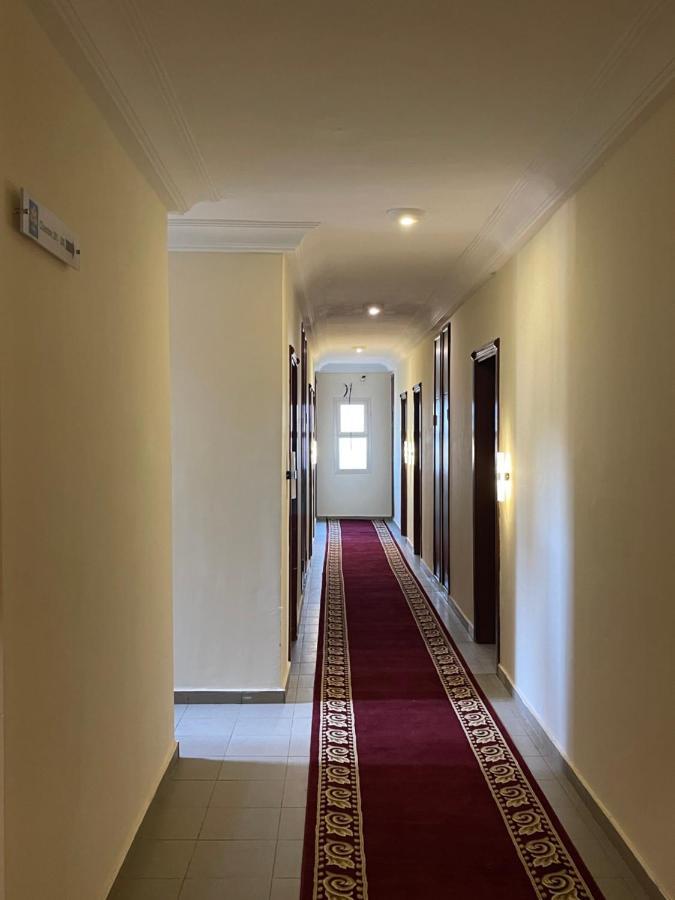 La Rochelle Hotel Яунде Экстерьер фото