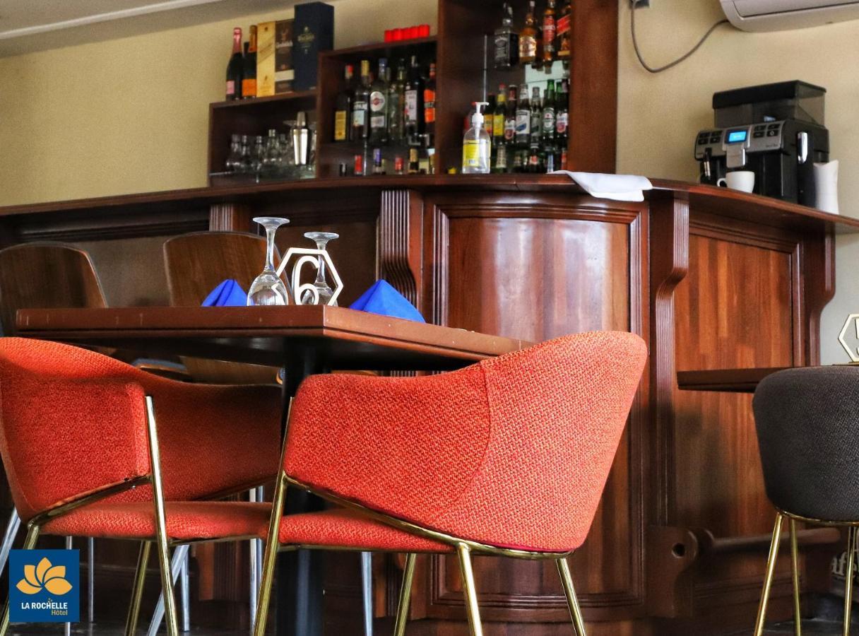 La Rochelle Hotel Яунде Экстерьер фото